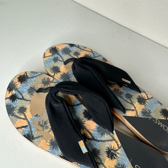 Toms Women's Piper‎ Flip Flops Size 9 - Picture 4 of 5